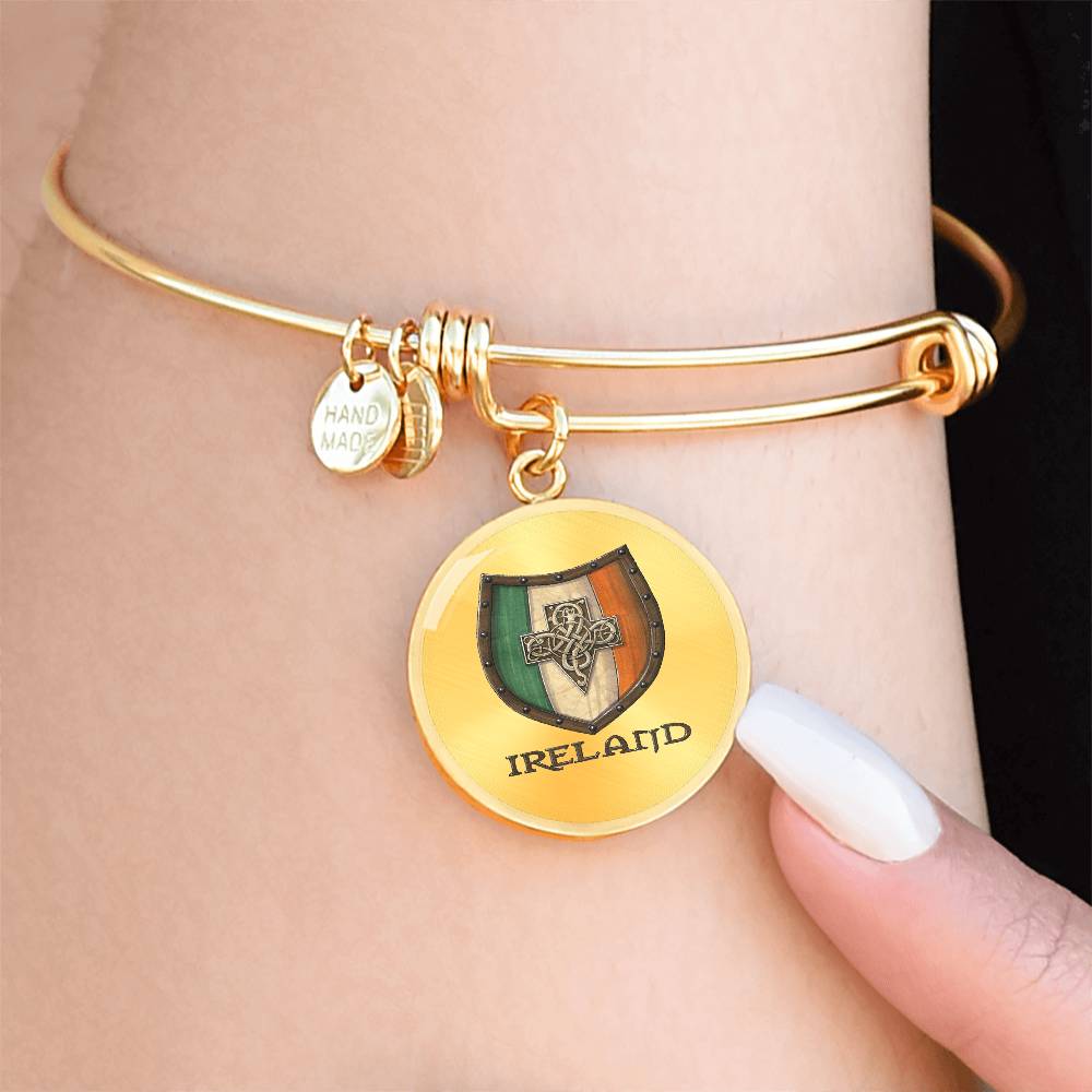 ☘️ Ireland Celtic Shield Bangle Bracelet ☘️