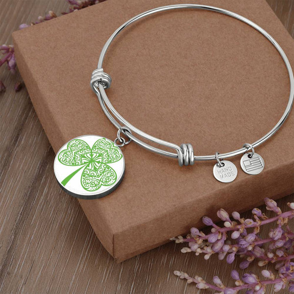 ☘️ Shamrock Bangle Bracelet ☘️