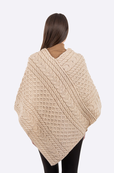 ☘️ Soft Fisherman Cable Knit Poncho ☘️