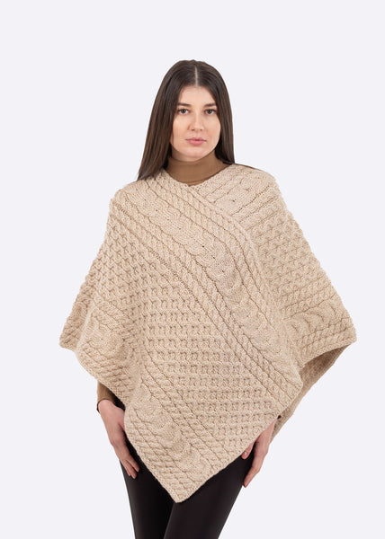 ☘️ Soft Fisherman Cable Knit Poncho ☘️