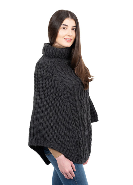 ☘️ Cable Stitch Irish Poncho ☘️