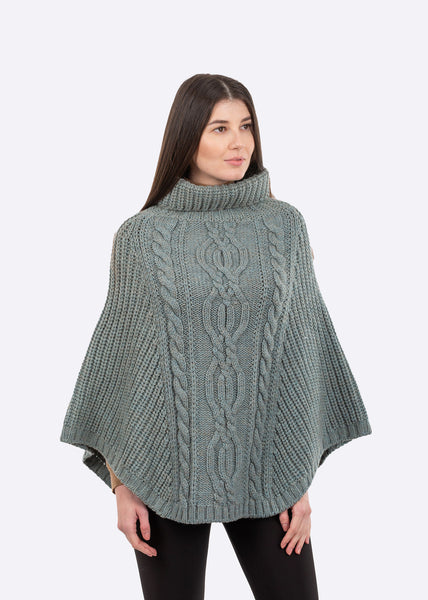 ☘️ Cable Stitch Irish Poncho ☘️