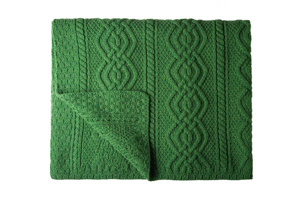 ☘️ Merino Wool Aran Knit Celtic Throw ☘️