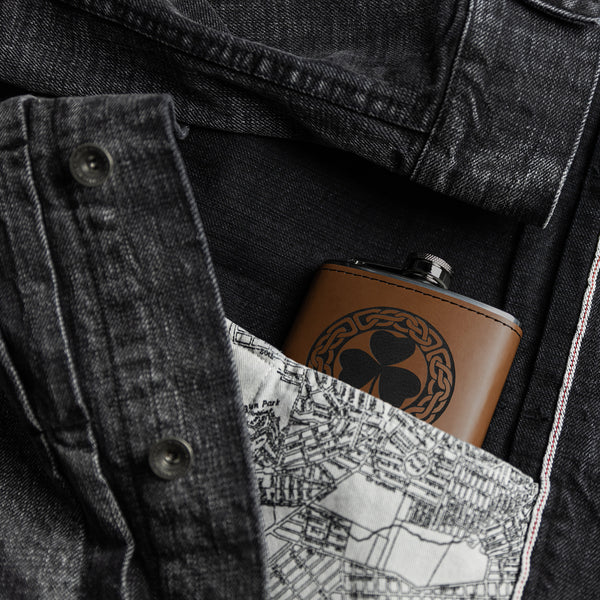 ☘️ Shamrock Celtic Knot Premium Leather Flask ☘️