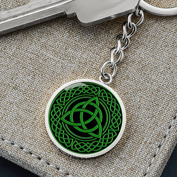 Irish Trinity Knot Graphic Circle Keychain
